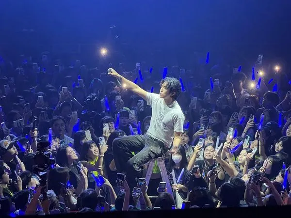 ▲▼婁峻碩近距離和粉絲互動。(圖/伊弗龐金有限公司提供)