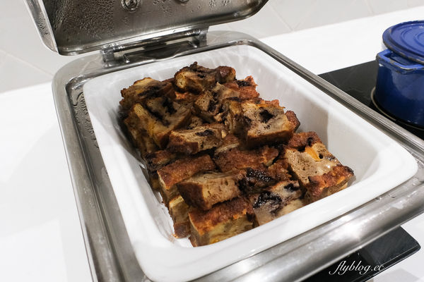 ▲▼傳聞庫克山必住飯店,入住推薦吃百匯晚餐。(圖/部落客飛天璇提供)