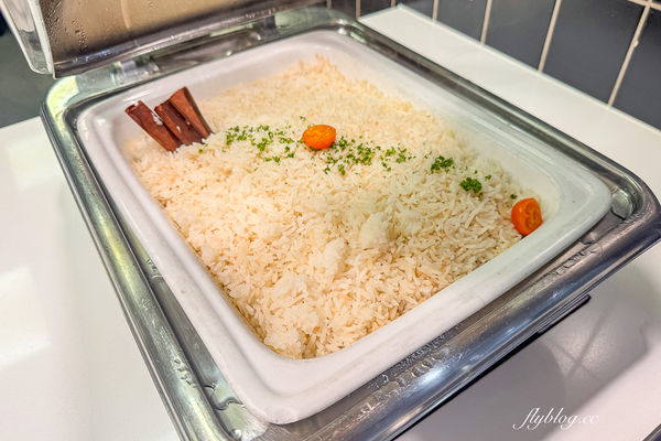 ▲▼傳聞庫克山必住飯店,入住推薦吃百匯晚餐。(圖/部落客飛天璇提供)