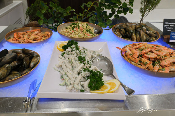 ▲▼傳聞庫克山必住飯店,入住推薦吃百匯晚餐。(圖/部落客飛天璇提供)