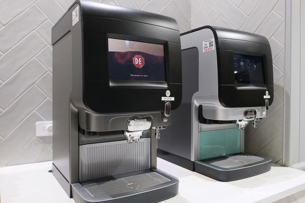 ▲▼傳聞庫克山必住飯店,入住推薦吃百匯晚餐。(圖/部落客飛天璇提供)