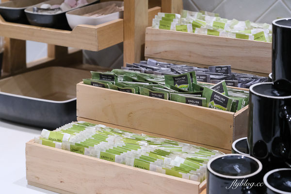 ▲▼傳聞庫克山必住飯店,入住推薦吃百匯晚餐。(圖/部落客飛天璇提供)