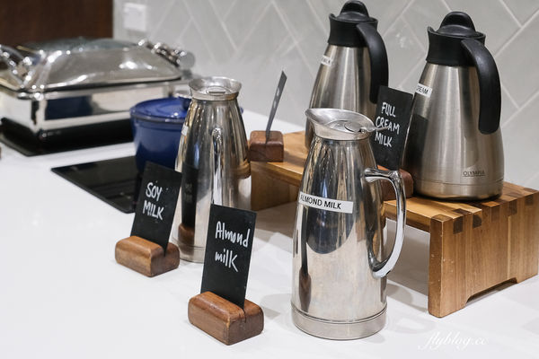 ▲▼傳聞庫克山必住飯店,入住推薦吃百匯晚餐。(圖/部落客飛天璇提供)