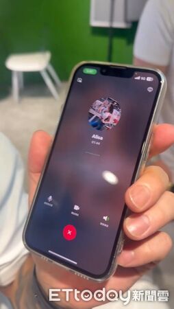 ▲「打鐵健身」創辦人呂宇晟(大軍)遭控為謀產,栽贓健身網紅PEETA葛格持有大麻。(圖/記者陳以昇翻攝)