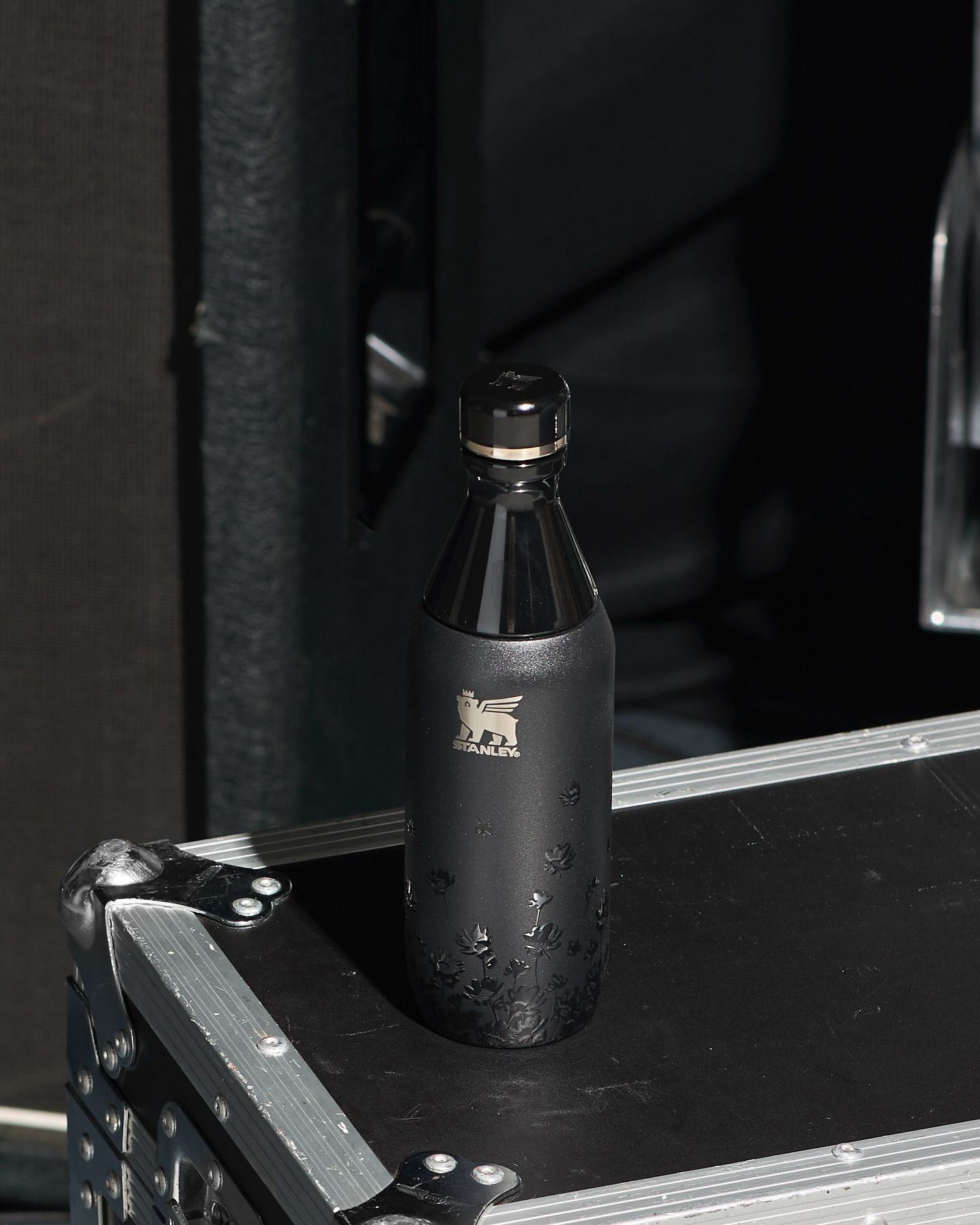 ▲STANLEY 1913 X JENNIE。(圖/永新瓦提供)