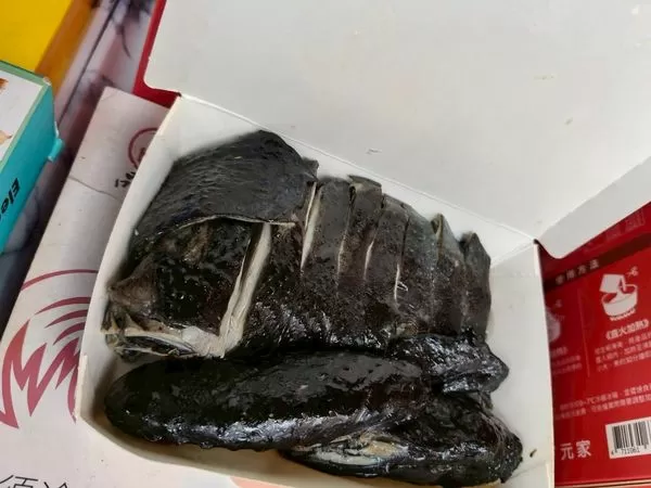 ▲▼114年度攤商及流動攤販第2波即食食品不符合規定照片。(圖/北市衛生局提供)