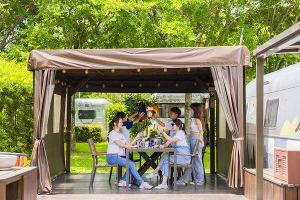 ▲天成逸旅-朋趣豪華露營。(圖/業者提供)