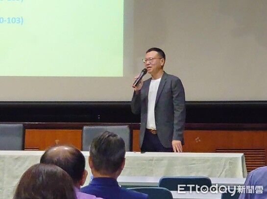 ▲台南地檢署於9月19日舉辦榮譽觀護人第三次成長訓練研習活動,邀請王東碧與王琮欽理事長帶領輔導團隊指導,黃銘瑩主任檢察官開幕致詞。(記者林東良翻攝,下同)