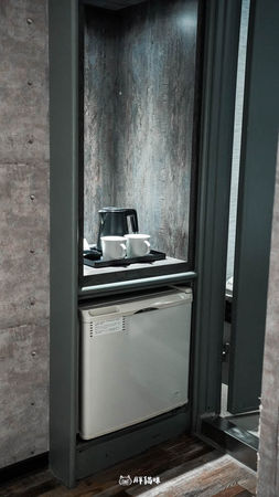 ▲▼高雄住宿推薦「西悠巢旅高雄車站館CU Hotel」,高雄車站館入住心得:近車站、智慧自助、文青設計。(圖/部落客胖貓提供)