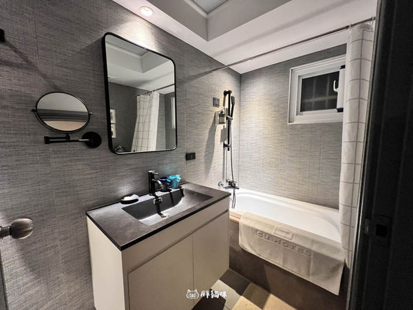 ▲▼高雄住宿推薦「西悠巢旅高雄車站館CU Hotel」,高雄車站館入住心得:近車站、智慧自助、文青設計。(圖/部落客胖貓提供)