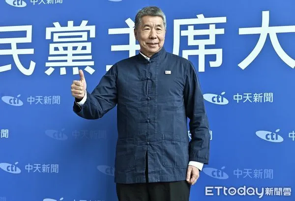 ▲張亞中出席中天新聞舉辦《國民黨主席大辯論》。(圖/記者李毓康攝)