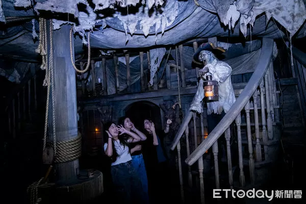 ▲義大遊樂世界5D鬼船驚嚇指數再升級。(圖/記者許宥孺翻攝)
