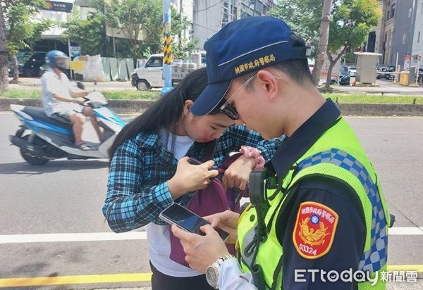 ▲愛與感恩希望偕行-在台移工共融大會在桃園巨蛋舉行,桃園警方維護交通。(圖/桃園警分局提供、下同)