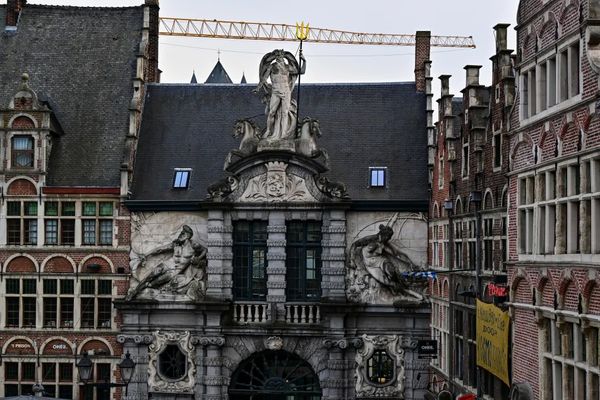 ▲▼漫遊「伯爵城堡」,周遭介紹、內部導覽與觀景台的根特天際線分享。(圖/部落客Leo提供)