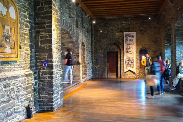 ▲▼漫遊「伯爵城堡」,周遭介紹、內部導覽與觀景台的根特天際線分享。(圖/部落客Leo提供)