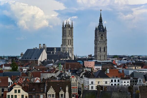 ▲▼漫遊「伯爵城堡」,周遭介紹、內部導覽與觀景台的根特天際線分享。(圖/部落客Leo提供)