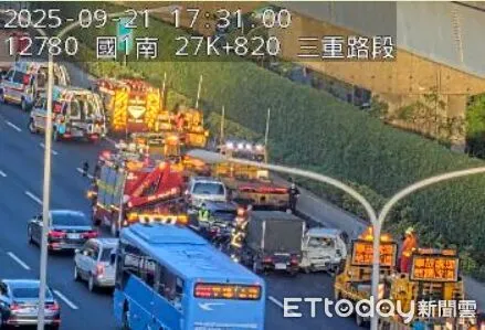 ▲▼國道1號北上三重交流道5車追撞 。(圖/記者陳以昇翻攝)