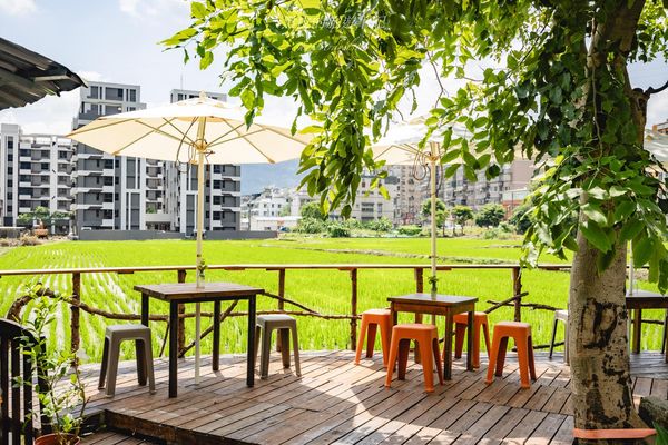 ▲▼全新桃園龍潭田野咖啡廳。(圖/部落客黑皮提供)