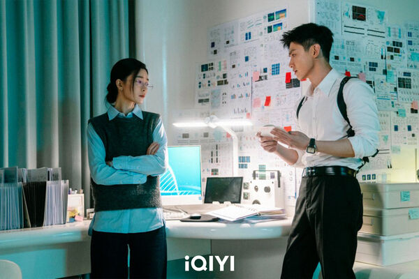 ▲《不眠日》由白敬亭、文詠珊主演。(圖/iQIYI愛奇藝國際版提供)