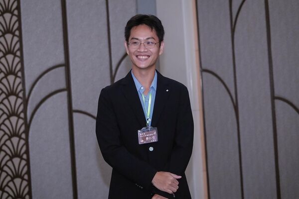 ▲▼高雄醫師公會秘書長、沐仁耳鼻喉科診所院長鄭仁信醫師。(圖/資料照)