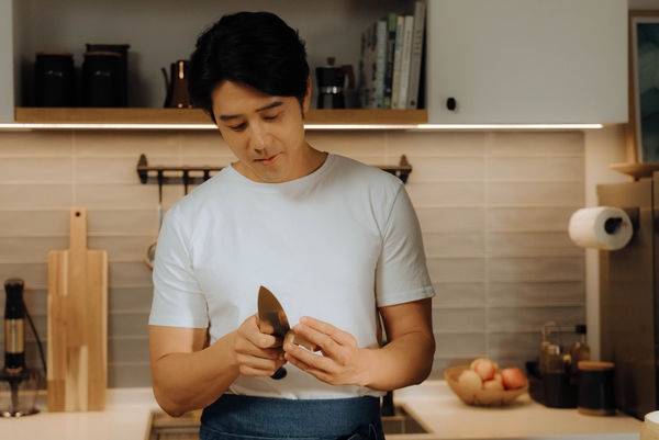 ▲《就算一個人也可以好好的吃飯2》由胡宇威、李玲葦主演。(圖/公視+提供)