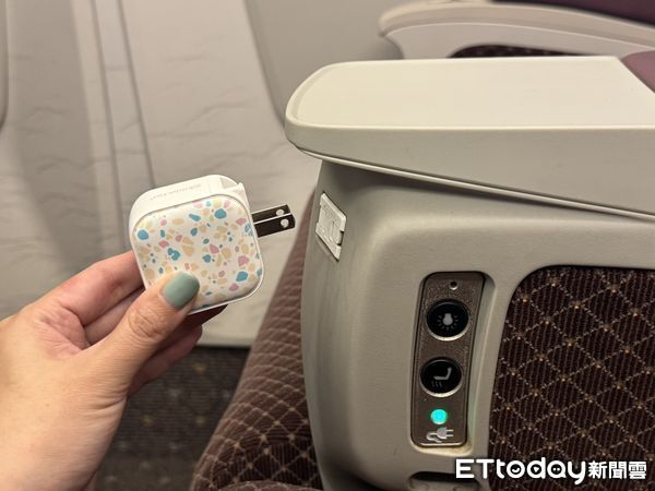 ▲▼高鐵引進日本N700S新車,並命名為N700ST,內裝將大改版新增23個亮點。(圖/記者李姿慧攝)