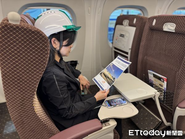 ▲▼高鐵引進日本N700S新車,並命名為N700ST,內裝將大改版新增23個亮點。(圖/記者李姿慧攝)