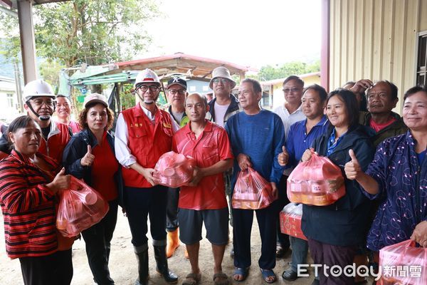 ▲▼ 豪大雨炸高雄山區釀災情 陳其邁指示林災損害從優補助 。(圖/記者賴文萱翻攝)