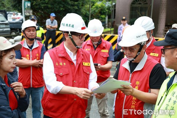 ▲▼ 豪大雨炸高雄山區釀災情 陳其邁指示林災損害從優補助 。(圖/記者賴文萱翻攝)