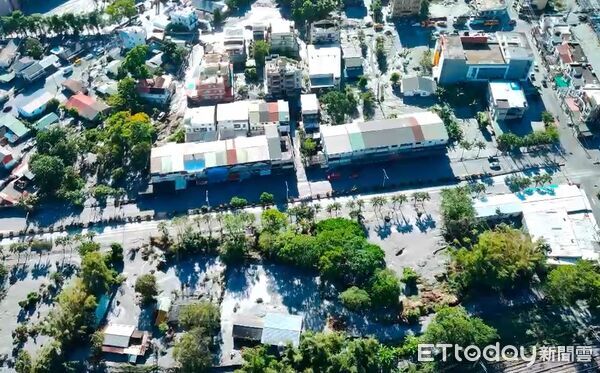 ▲▼ 花蓮光復鄉25日空拍畫面 。(圖/高雄市消防局提供)