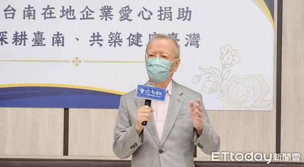 ▲大成鋼集團秉持回饋社會的精神,慷慨捐贈善款,支持奇美醫療體系,推動「深耕台南醫療照護」與「社區健康促進」等工作,受到林宏榮院長感謝。(圖/記者林東良翻攝,下同)