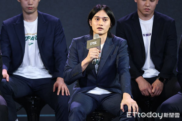 ▲高錦瑋出席TPBL職籃新賽季啟動記者會。(圖/記者林敬旻攝)