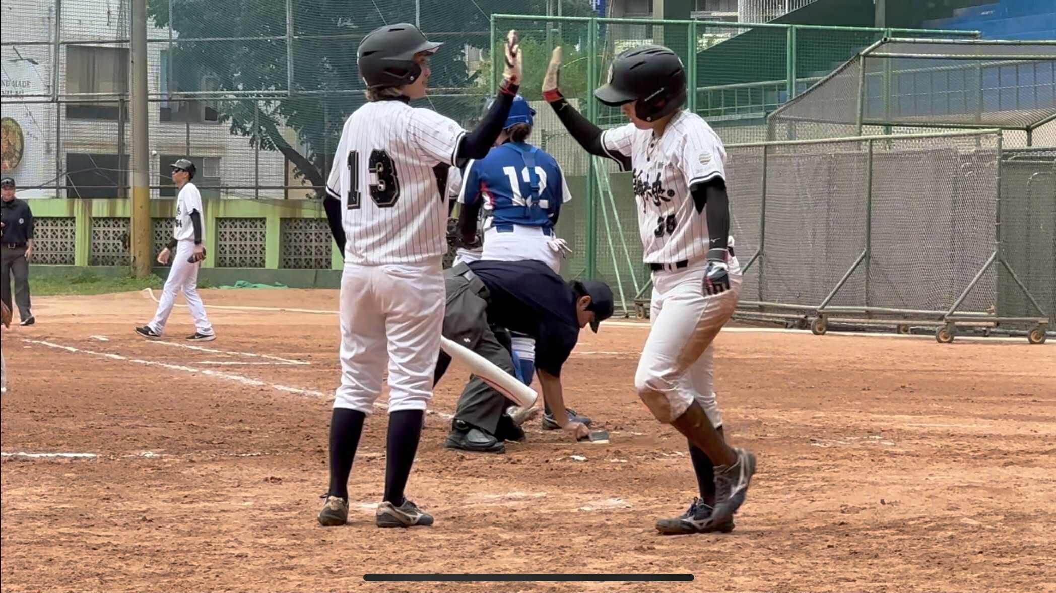 ▲接棒未來女子棒球隊。(圖/記者胡至欣攝)