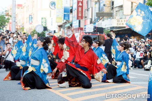 ▲踩舞嘉年華。(圖/記者游瓊華翻攝)