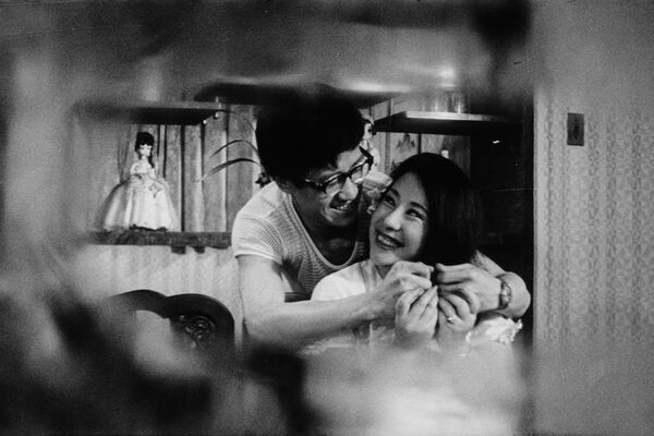 ▲「異色系:館藏台語片剝削系譜」開箱影視聽中心涉及性暴力、賣淫、偷窺等主題的台語片館藏。(圖/國家影視聽中心提供)