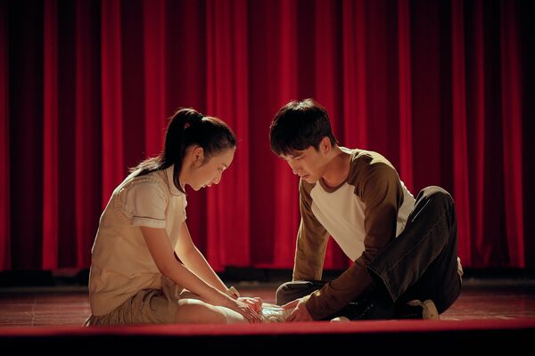 ▲《如果我不曾見過太陽》由曾敬驊、李沐、江齊、程予希主演。(圖/Netflix提供)