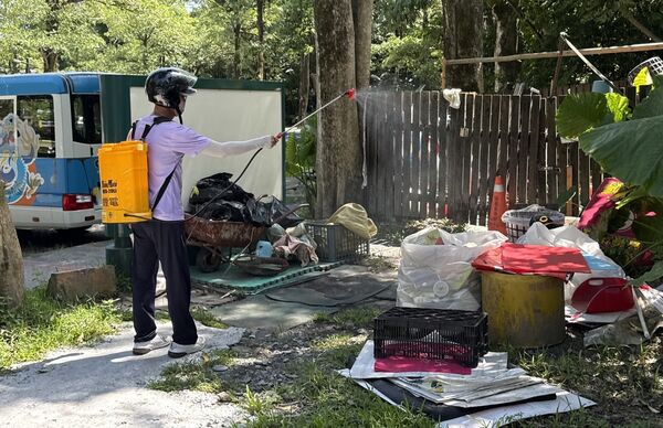 ▲宜蘭出現今年首例本土登革熱,宜縣府啟動緊急化學噴消及孳清作業防治。(圖/宜縣府提供)