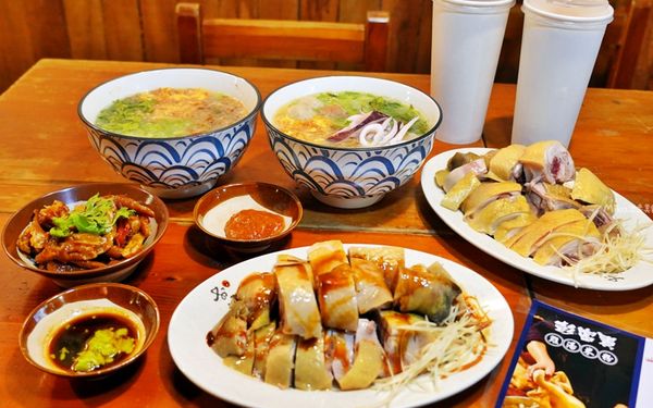 ▲▼彭富貴 雞湯小卷米粉。(圖/部落客Mika授權提供)