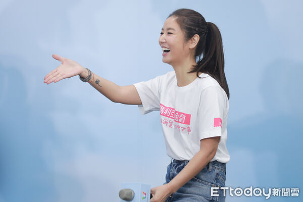 ▲▼林心如「愛從1開始 一塊接力 瑪利亞遲緩幼兒早療助學接力計畫」記者會。(圖/記者周宸亘攝)