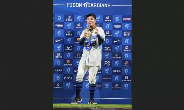 ▲▼魏全、王念好。(圖/富邦悍將提供)