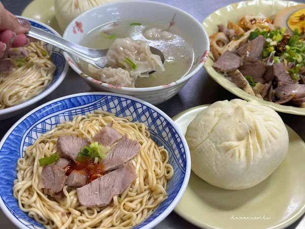 ▲▼大菜市包仔王。(圖/部落客台南好Food遊授權提供)