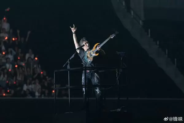 ▲▼謝霆鋒今年4月24日起一連四天,在香港啟德體育園舉辦個人演唱會。(圖/翻攝微博)