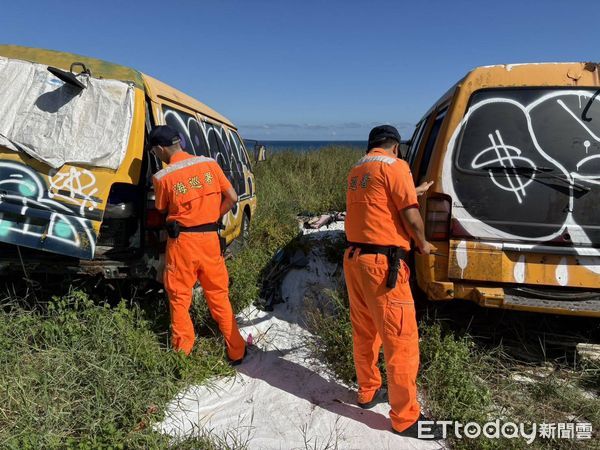 ▲海巡秋節國慶岸海聯合掃蕩 北臺5縣市同步維安。(圖/記者郭世賢翻攝)