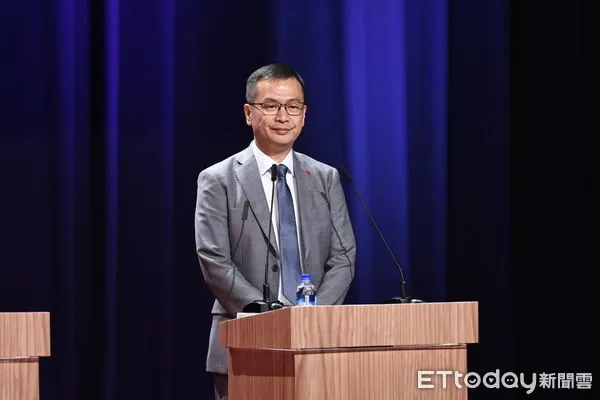 ▲羅智強出席國民黨主席選舉辯論。(圖/記者林敬旻攝)