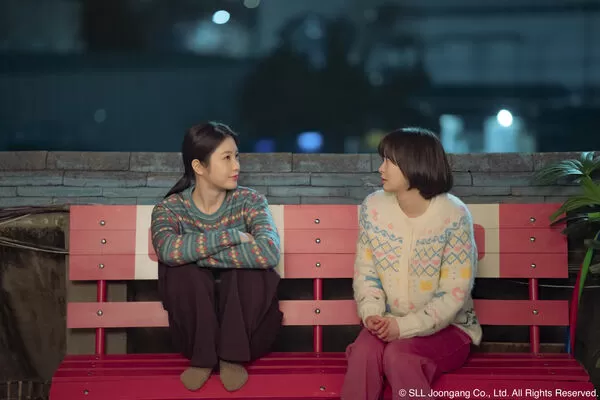 ▲▼ 辛叡恩為閨蜜掏筆狠刺主管 分手摯愛。(圖/Hami Video提供)