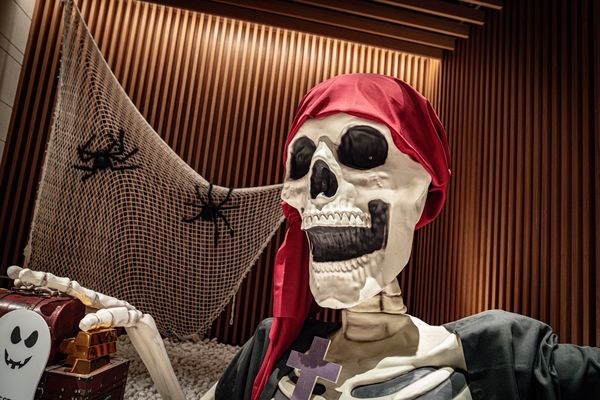 ▲桃園大溪笠復威斯汀度假酒店萬聖節今年「威斯汀萬聖寶藏島」為主題,即日起至11月16日再度登場。(圖/業者提供)