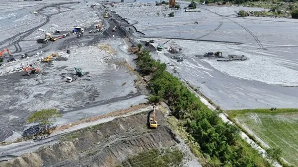 ▲▼花蓮馬太鞍溪土堤搶修進度曝 季連成:水流不再進入光復鄉。(圖/水利署)