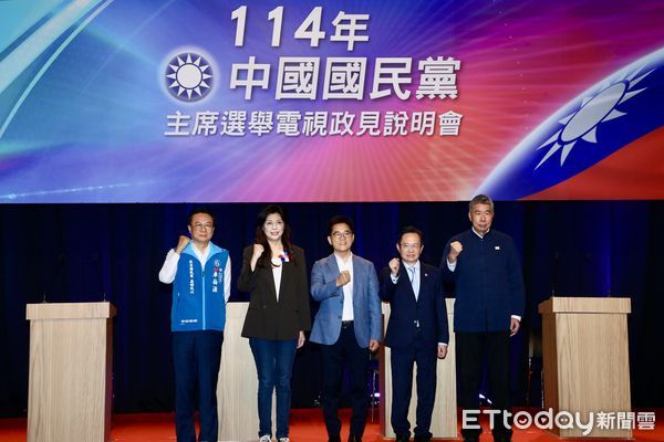 ▲張亞中5日抨擊對手鄭麗文稱當選黨主席要拜訪高市早苗的看法。(圖/記者黃國霖攝)