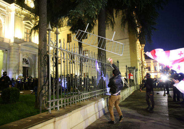 ▲▼ 喬治亞萬人示威。(圖/路透)