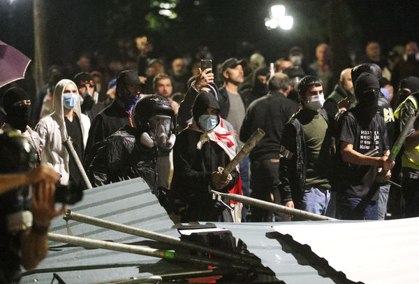 ▲▼ 喬治亞萬人示威。(圖/路透)